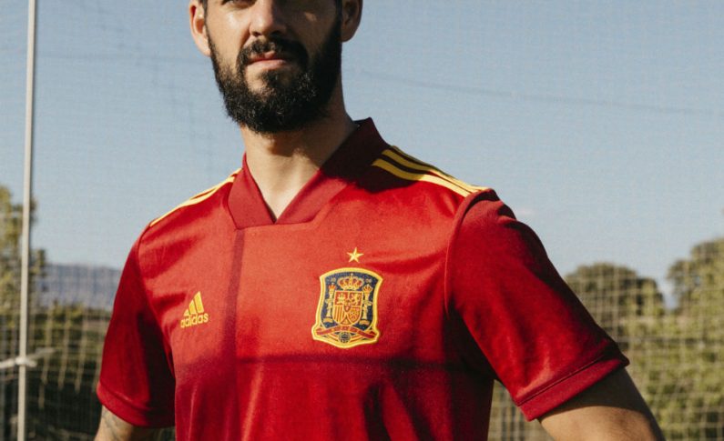 Nueva camisetas de futbol Espana 2020