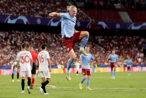 Haaland dobla a Foden en la victoria del Manchester City por 4-0 ante el Sevilla